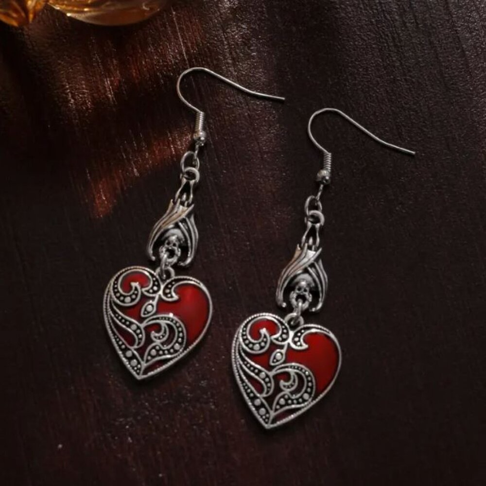 NEW Belinda Gothic Silver Plated Ornate Red Heart Drop Earrings - Picture 2 of 4